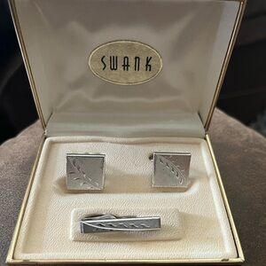 SWANK brushed silver cuff links and tie bar set in original box